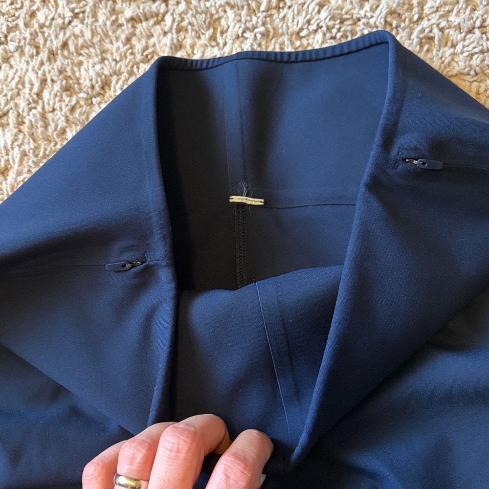 lululemon athletica Smooth Pull On Pants Cropped 
Navy - Picture 4 of 8